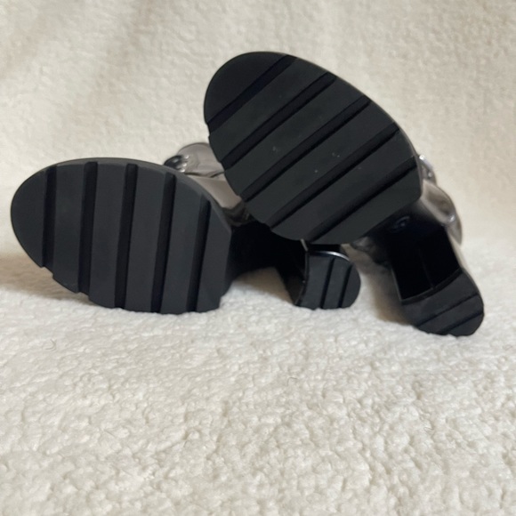 Gun Metal shoes are hard to find - Picture 10 of 12